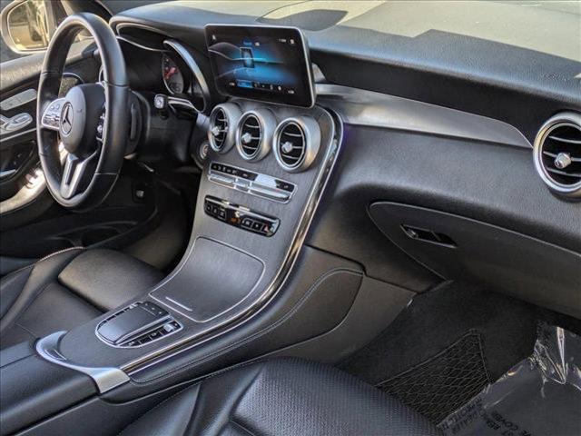 Photo of 2020 Black Mercedes-Benz GLC 300