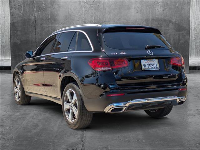 Photo of 2020 Black Mercedes-Benz GLC 300
