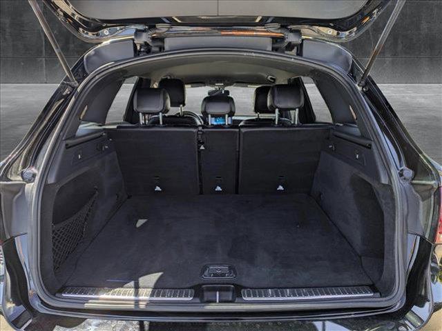 Photo of 2020 Black Mercedes-Benz GLC 300