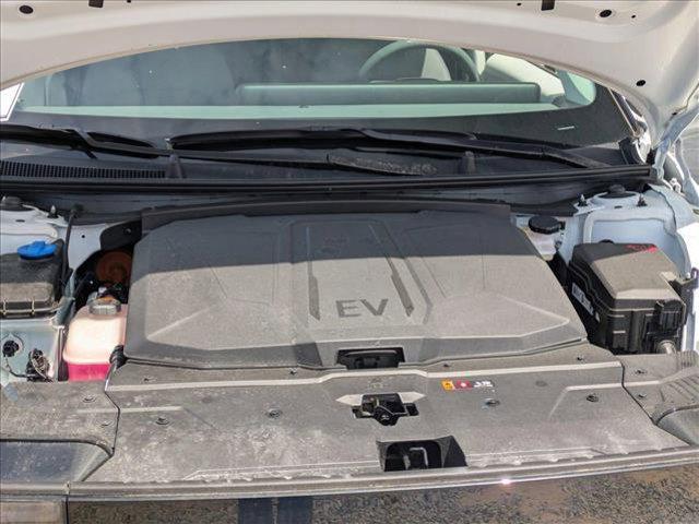 Photo of 2025 Atlas White Hyundai IONIQ 5