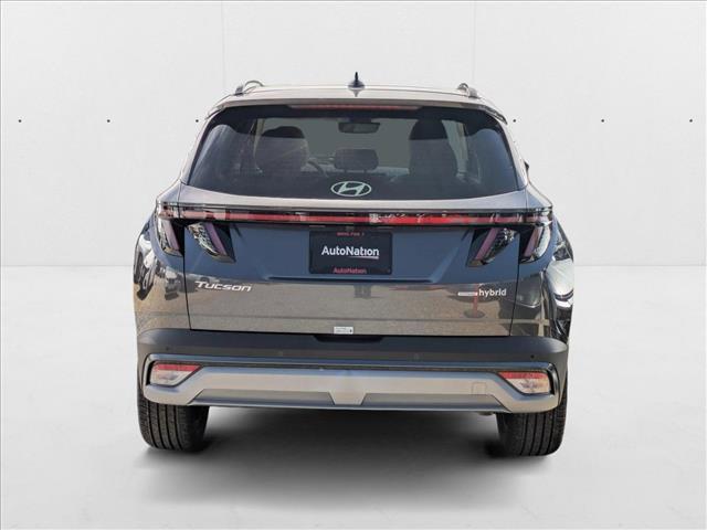 Photo of 2025 Titan Gray Hyundai TUCSON Hybrid