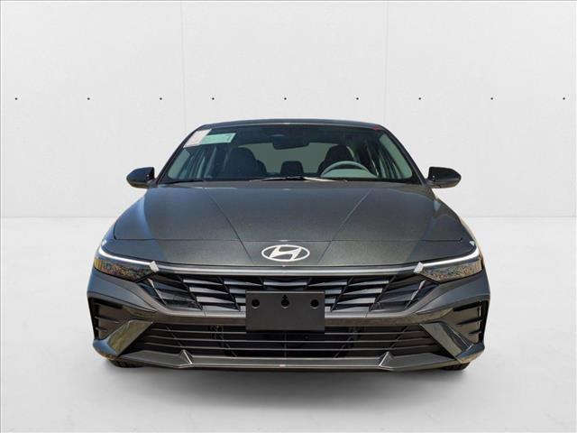 Photo of 2025 Amazon Gray Hyundai ELANTRA