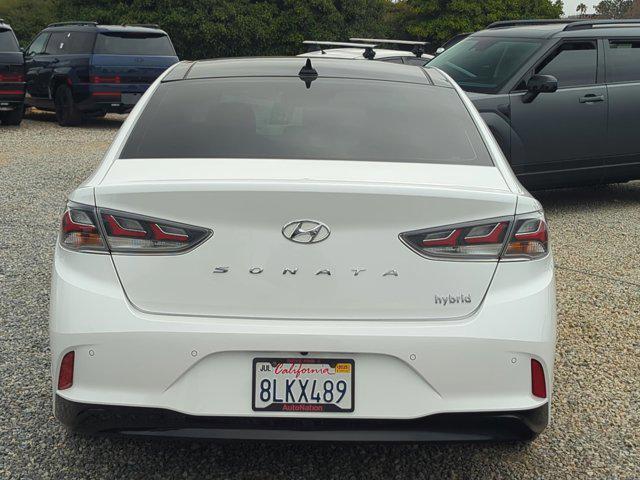 Photo of 2019 Hyper White Hyundai SONATA Hybrid