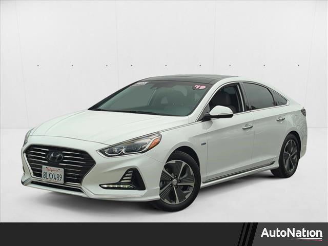 Photo of 2019 Hyper White Hyundai SONATA Hybrid