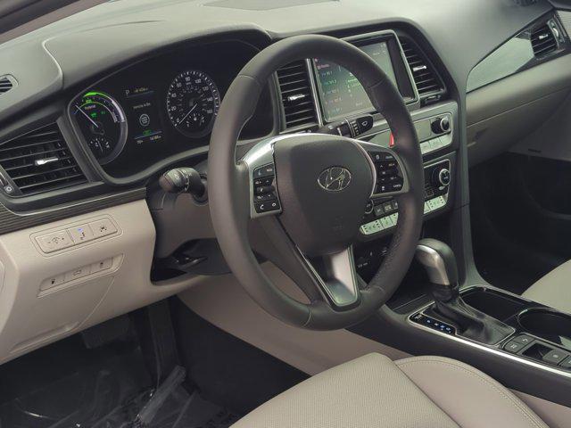 Photo of 2019 Hyper White Hyundai SONATA Hybrid