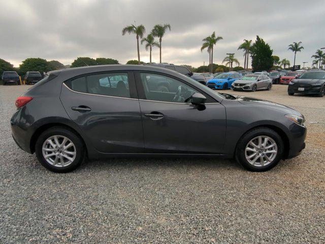 Photo of 2016 Meteor Gray Mica Mazda Mazda3
