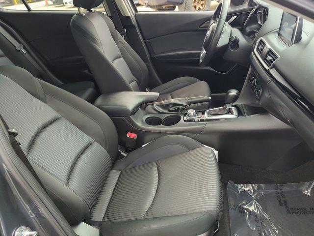Photo of 2016 Meteor Gray Mica Mazda Mazda3