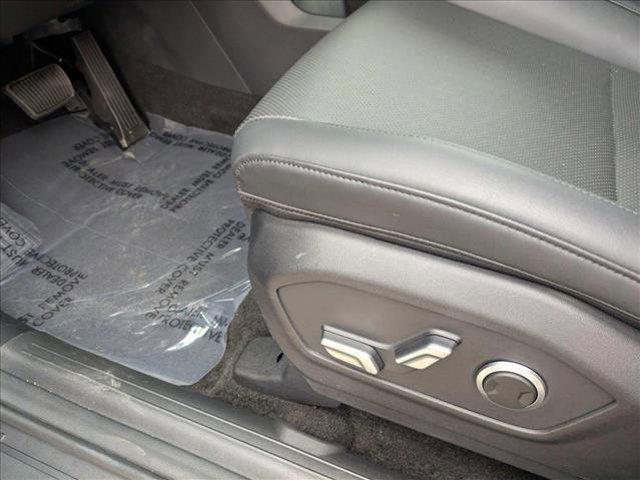 Photo of 2025 Atlantis Blue Hyundai SANTA FE