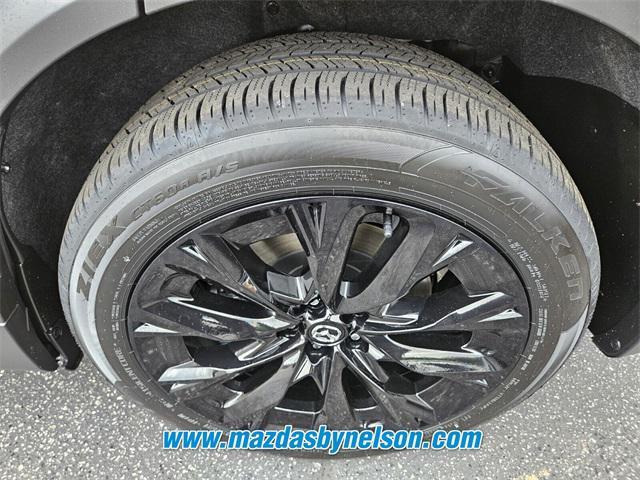 Photo of 2025 Rhodium White Premium Mazda CX-90 PHEV