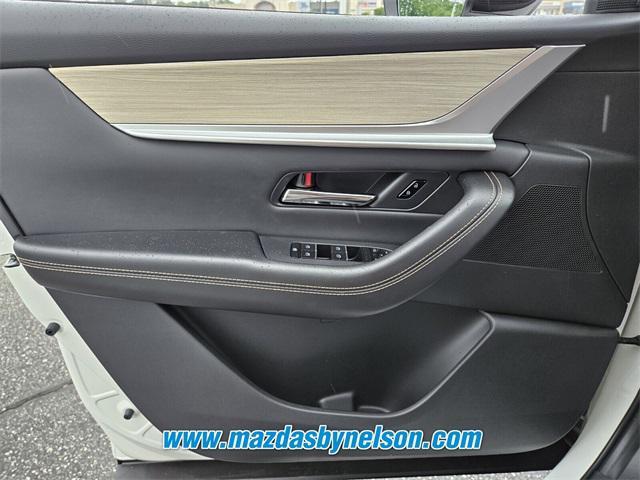 Photo of 2025 Rhodium White Premium Mazda CX-90 PHEV