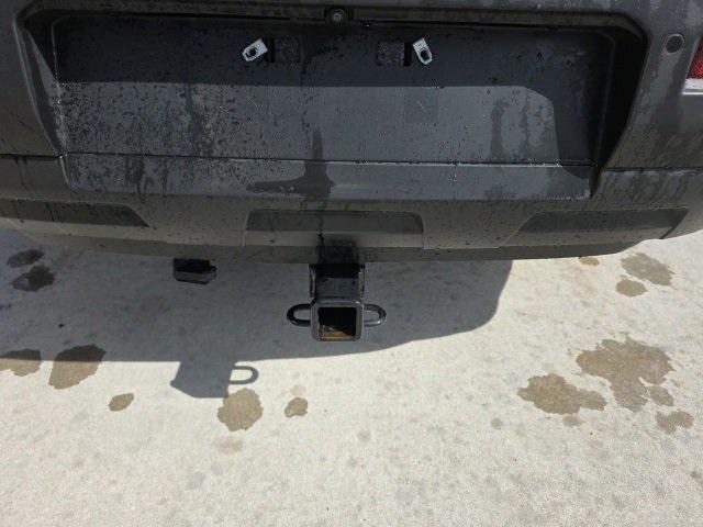 Photo of 2024 Gun Metallic Nissan Pathfinder