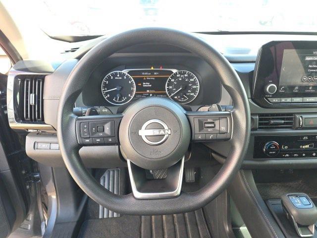 Photo of 2024 Gun Metallic Nissan Pathfinder