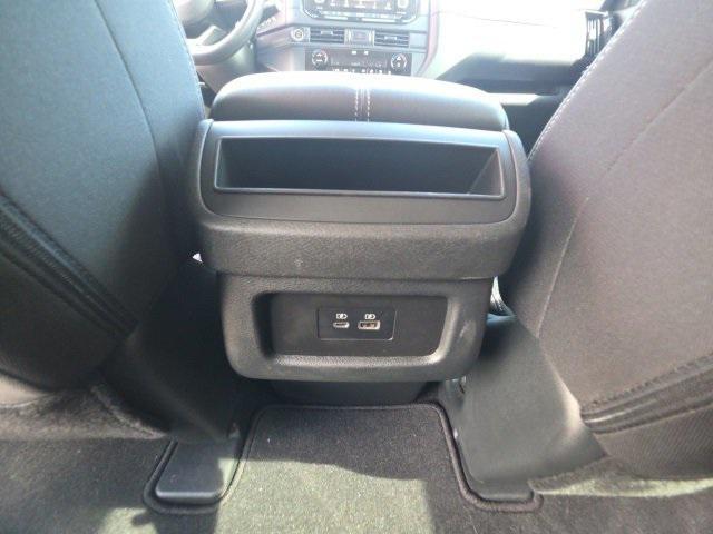 Photo of 2024 Gun Metallic Nissan Pathfinder