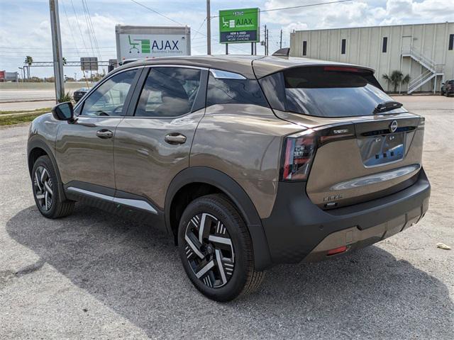 Photo of 2025 Canyon Bronze Metallic Nissan Kicks