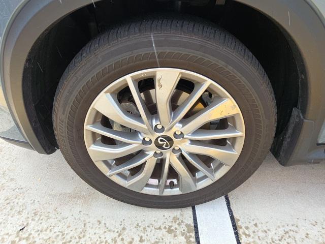 Photo of 2024 Slate Gray INFINITI QX50