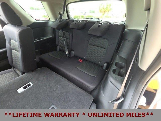Photo of 2023 Super Black Nissan Pathfinder