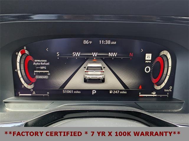 Photo of 2022 Pearl White Tricoat Nissan Pathfinder