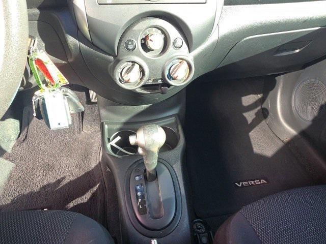 Photo of 2013 Silver Nissan Versa