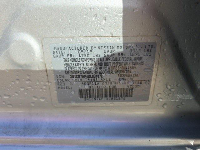 Photo of 2013 Silver Nissan Versa