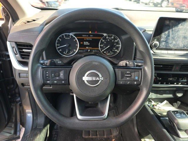 Photo of 2023 Gun Metallic Nissan Rogue