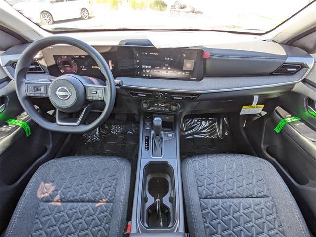 Photo of 2026 Gun Metallic Nissan Kicks