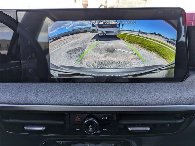 Photo of 2026 Gun Metallic Nissan Kicks