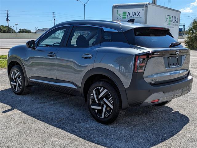 Photo of 2026 Gun Metallic Nissan Kicks