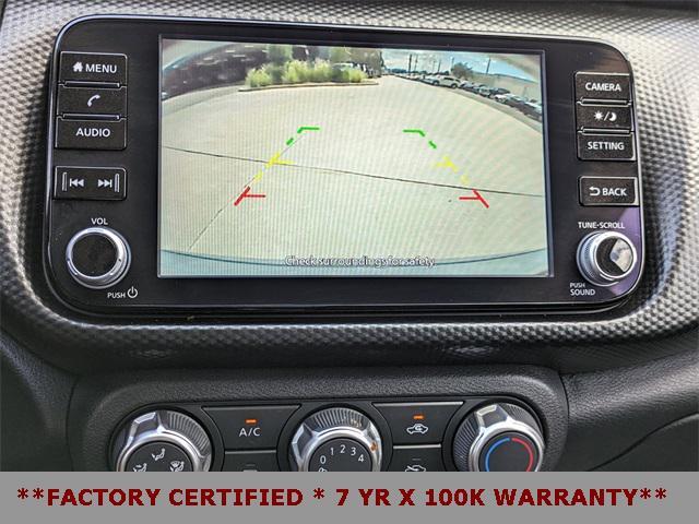 Photo of 2024 Boulder Gray Pearl Nissan Kicks
