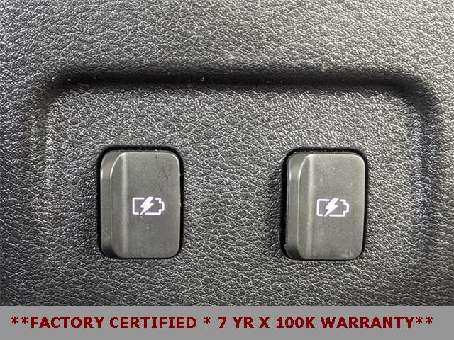 Photo of 2024 Boulder Gray Pearl Nissan Kicks