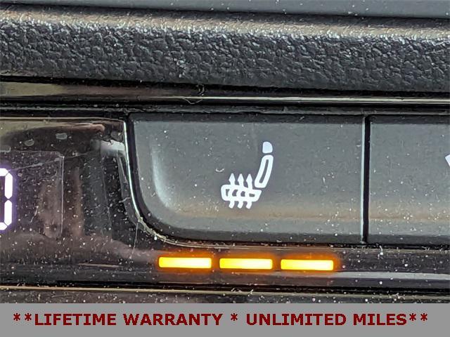 Photo of 2024 Platinum Gray Metallic Volkswagen Jetta