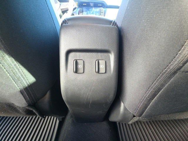 Photo of 2024 Boulder Gray Pearl Nissan Kicks