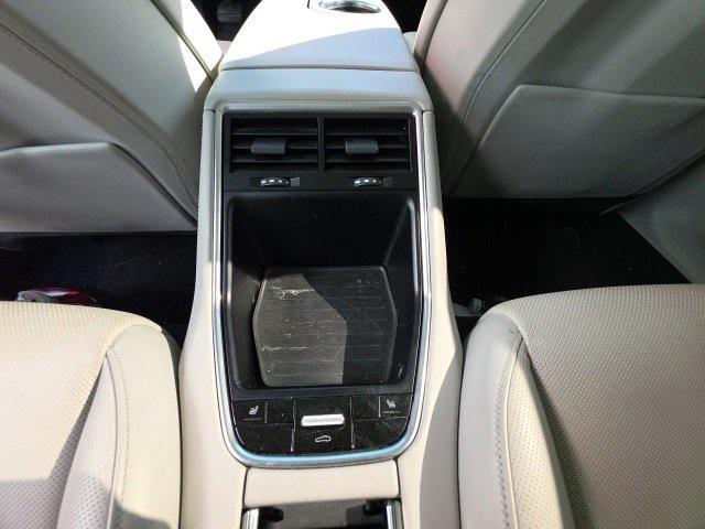Photo of 2018 Gray Porsche Panamera