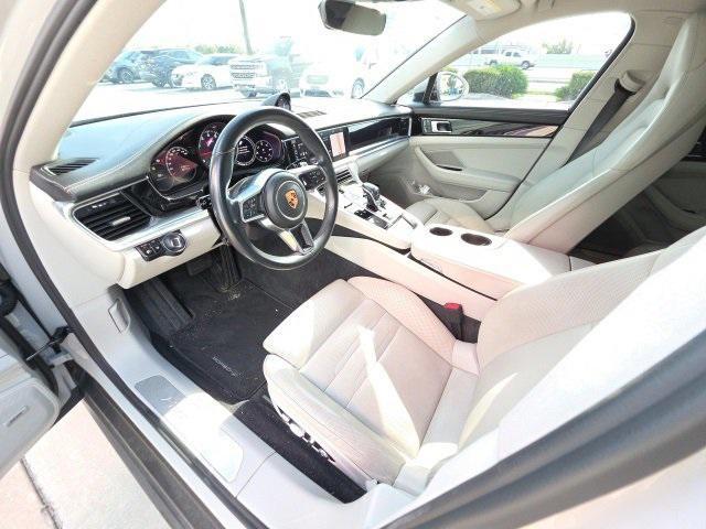 Photo of 2018 Gray Porsche Panamera
