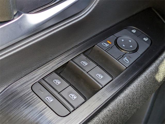 Photo of 2025 Scarlet Ember Tintcoat Nissan Kicks