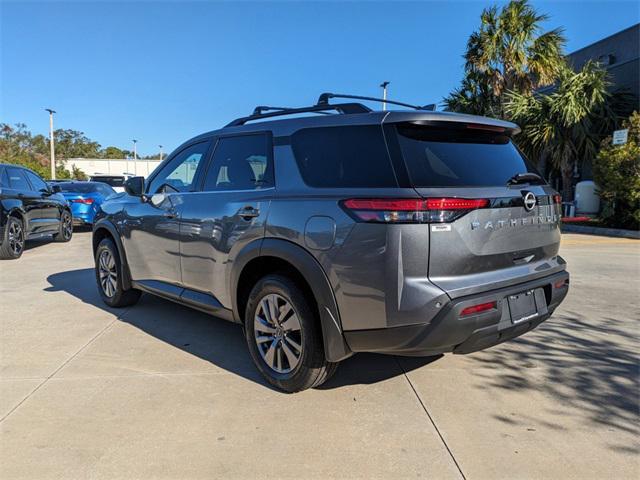 Photo of 2025 Gun Metallic Nissan Pathfinder