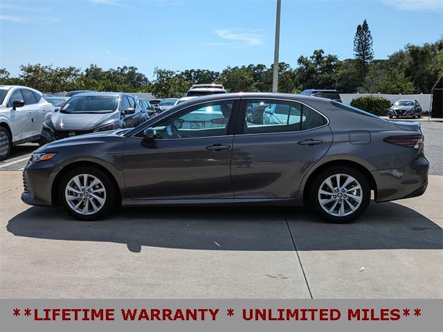 Photo of 2023 Gray Toyota Camry