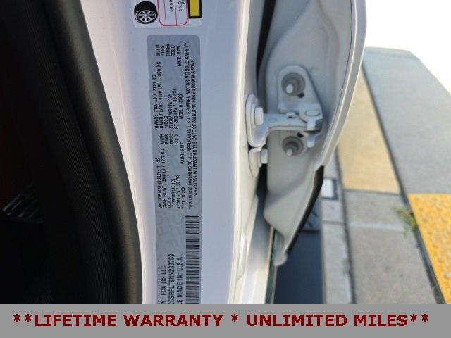 Photo of 2022 Bright White Clearcoat RAM 1500