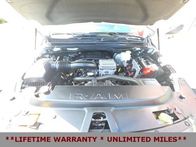 Photo of 2022 Bright White Clearcoat RAM 1500