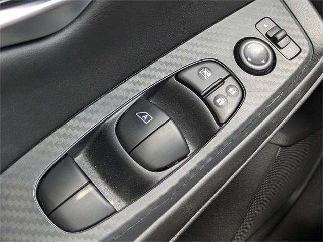 Photo of 2025 Super Black Nissan Sentra
