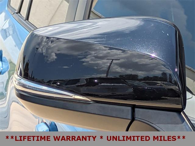 Photo of 2022 Cavalry Blue/Midnight Black Metallic Toyota RAV4 Hybrid