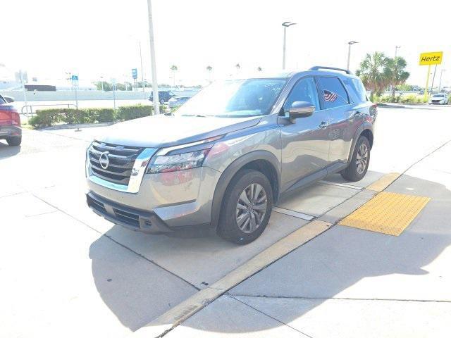 Photo of 2025 Gun Metallic Nissan Pathfinder