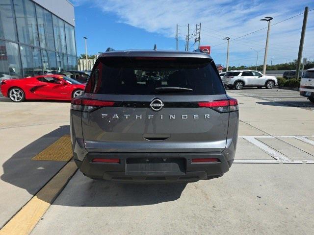 Photo of 2025 Gun Metallic Nissan Pathfinder