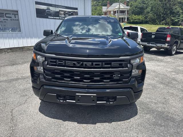 Photo of 2025 Black Chevrolet Silverado 1500