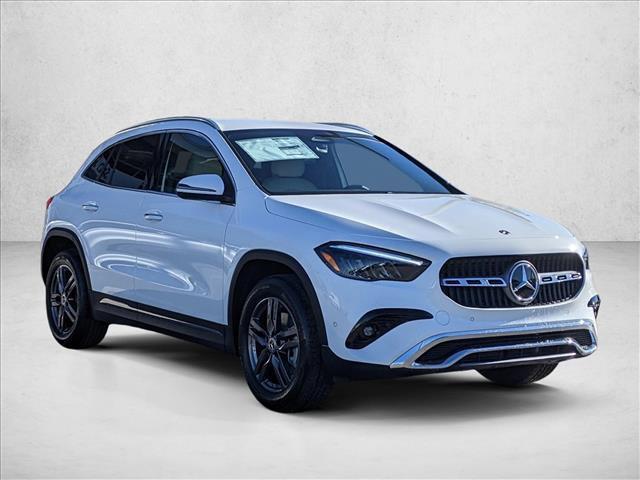 Photo of 2025 Polar White Mercedes-Benz GLA 250