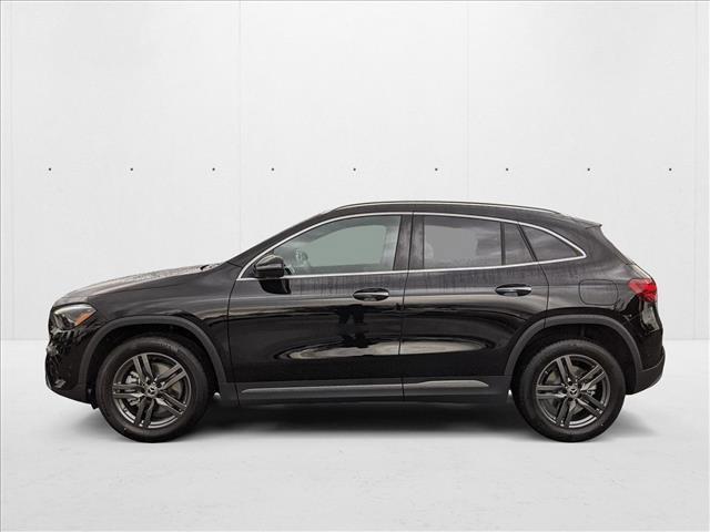 Photo of 2025 Night Black Mercedes-Benz GLA 250