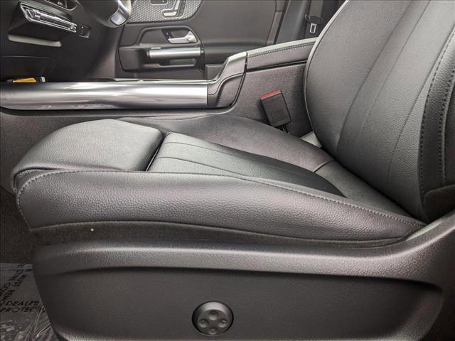 Photo of 2025 Night Black Mercedes-Benz GLA 250