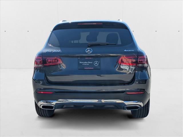 Photo of 2022 Obsidian Black Met Mercedes-Benz GLC 300