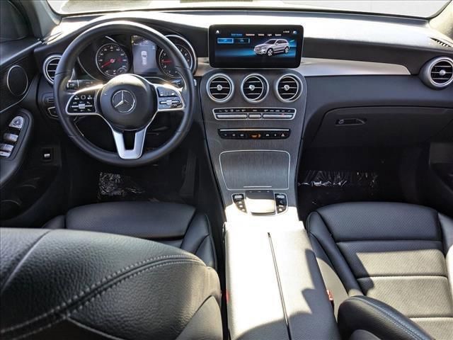 Photo of 2022 Obsidian Black Met Mercedes-Benz GLC 300