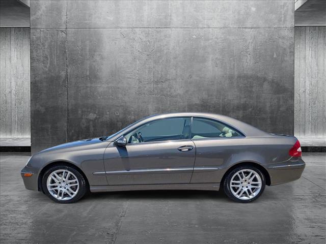 Photo of 2008 Black Mercedes-Benz CLK-Class