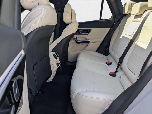 Photo of 2025 MANUFAKTUR Alpine Grey Mercedes-Benz GLC 350e